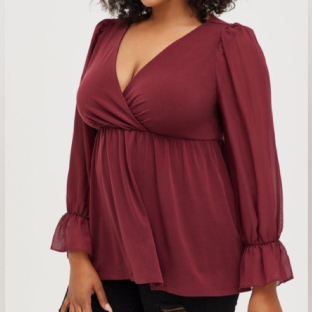 Torrid Longsleeve V-Neck Babydoll Top Size 3X